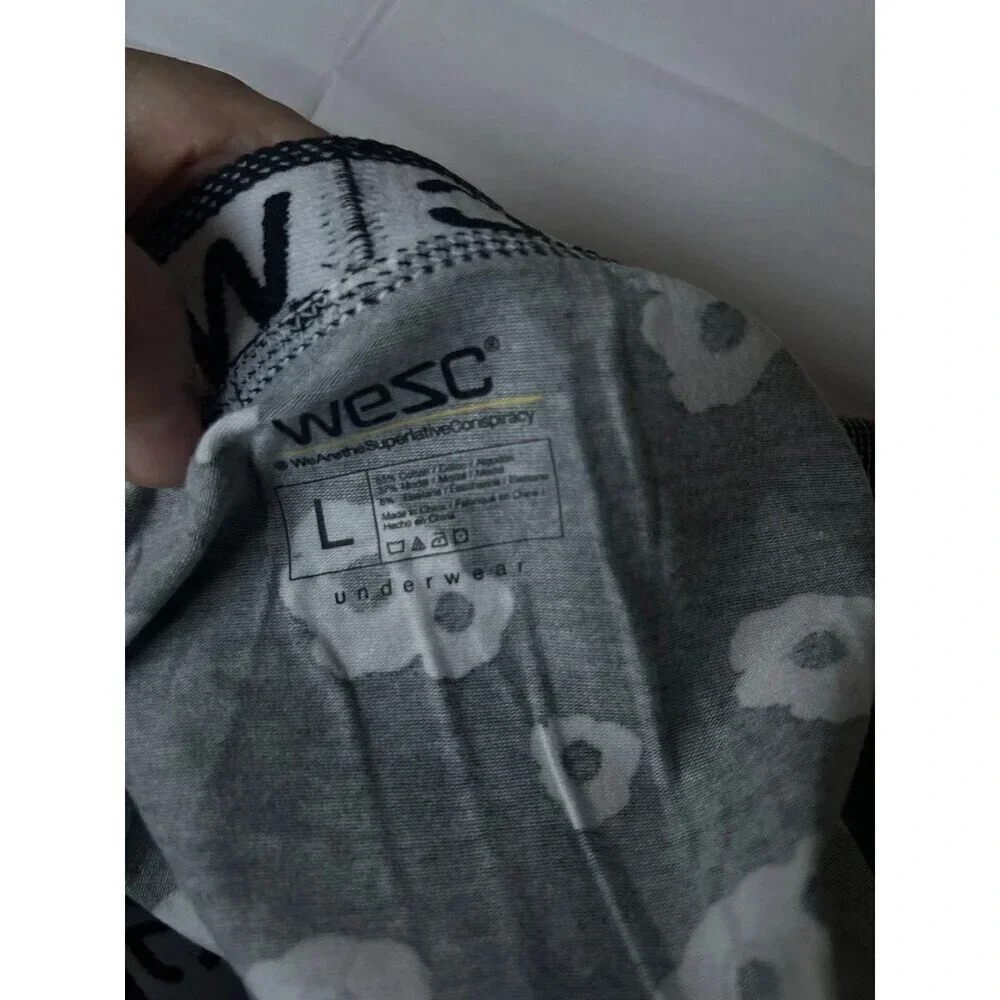 NWT WeSC Men‘s Boxer Brief Underwear, Size L Benjamin Big Poppy Flower Black
